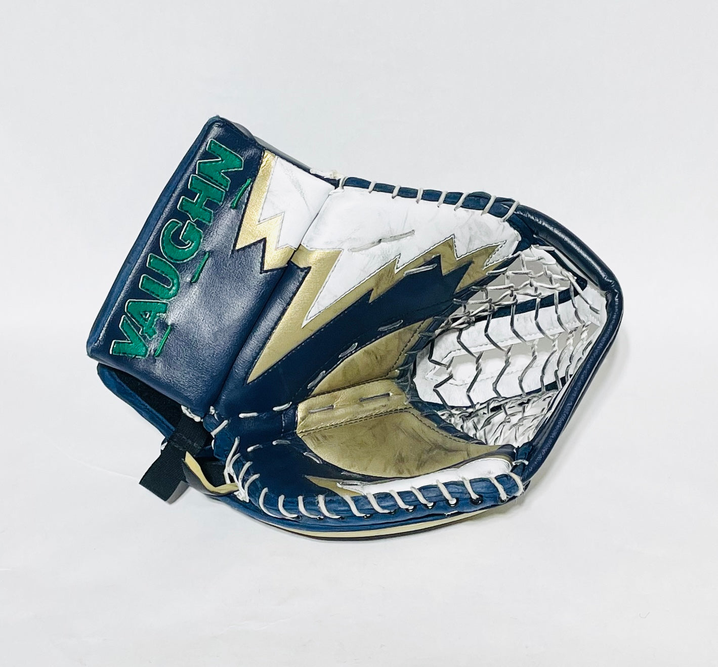 Vaughn V9 Pro Carbon Pro Stock Glove + Blocker Set - Regular - White,Navy,Gold