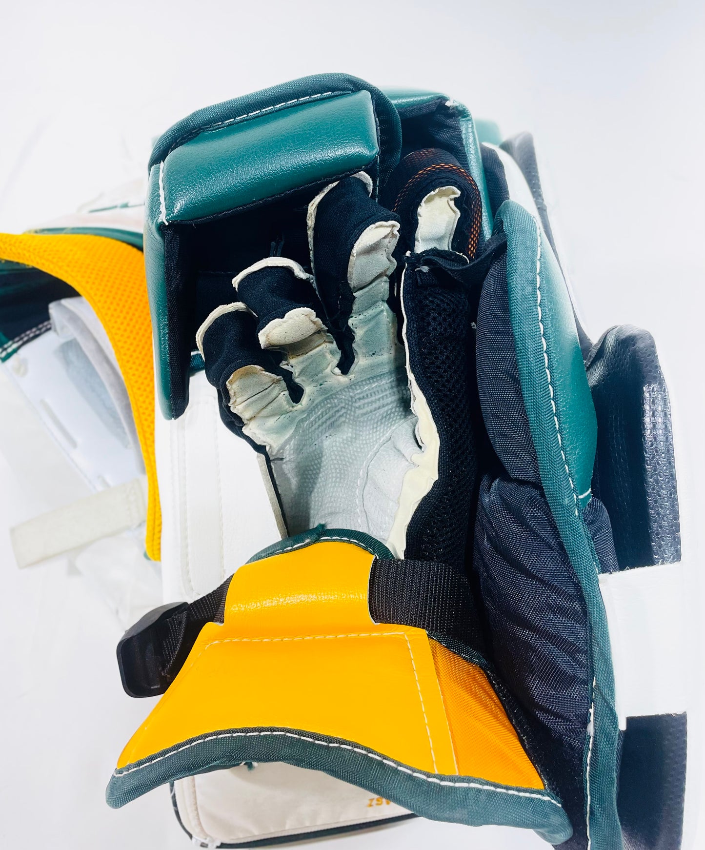 CCM Extreme Flex 6 Pro Stock Goalie Full Set (Vaughn glove) - 34+1" White, Green, Gold