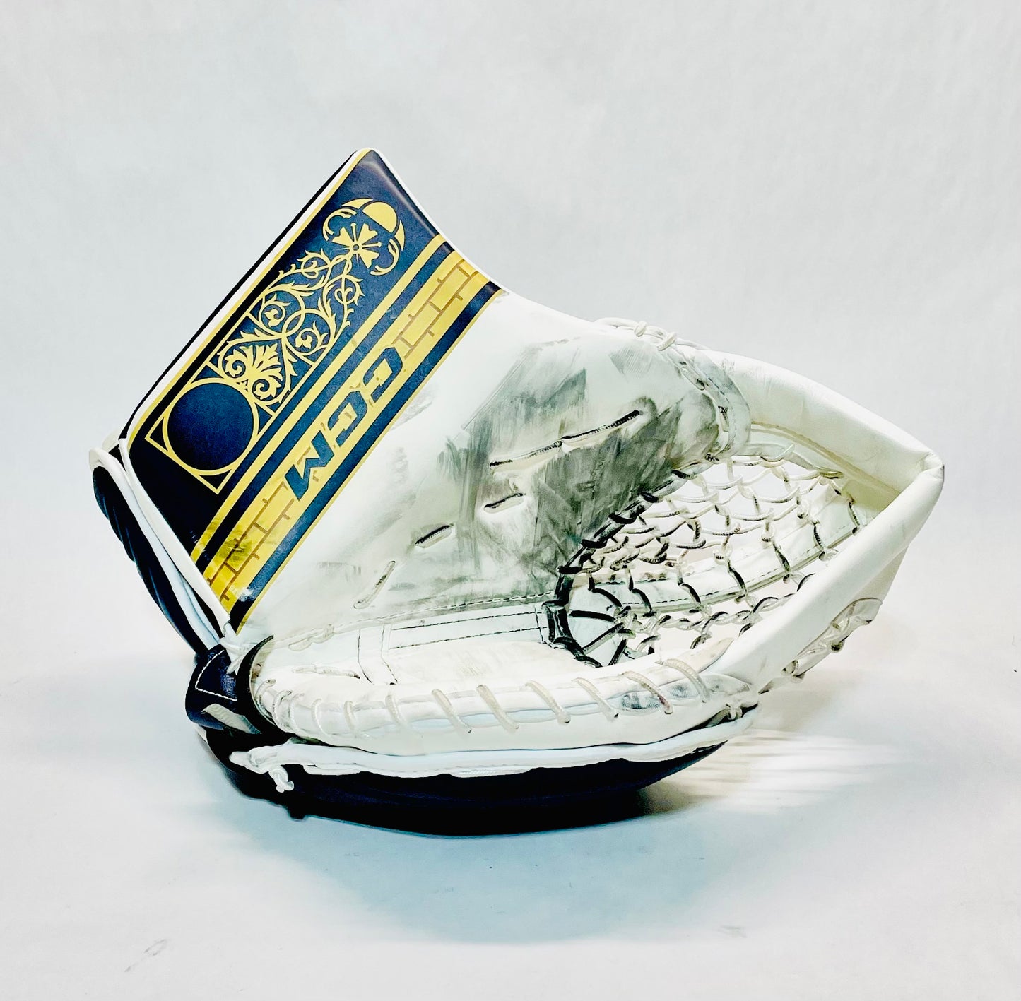 CCM Extreme Flex 6 Pro Stock Goalie Glove - White, Navy, Gold