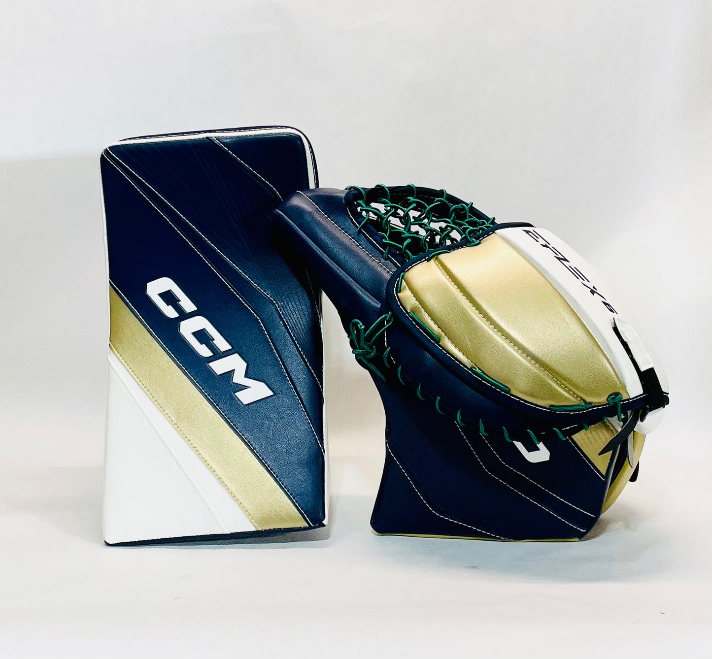 CCM Extreme Flex 6 Pro Stock Goalie Full Set - 35+1" White,Navy,Gold