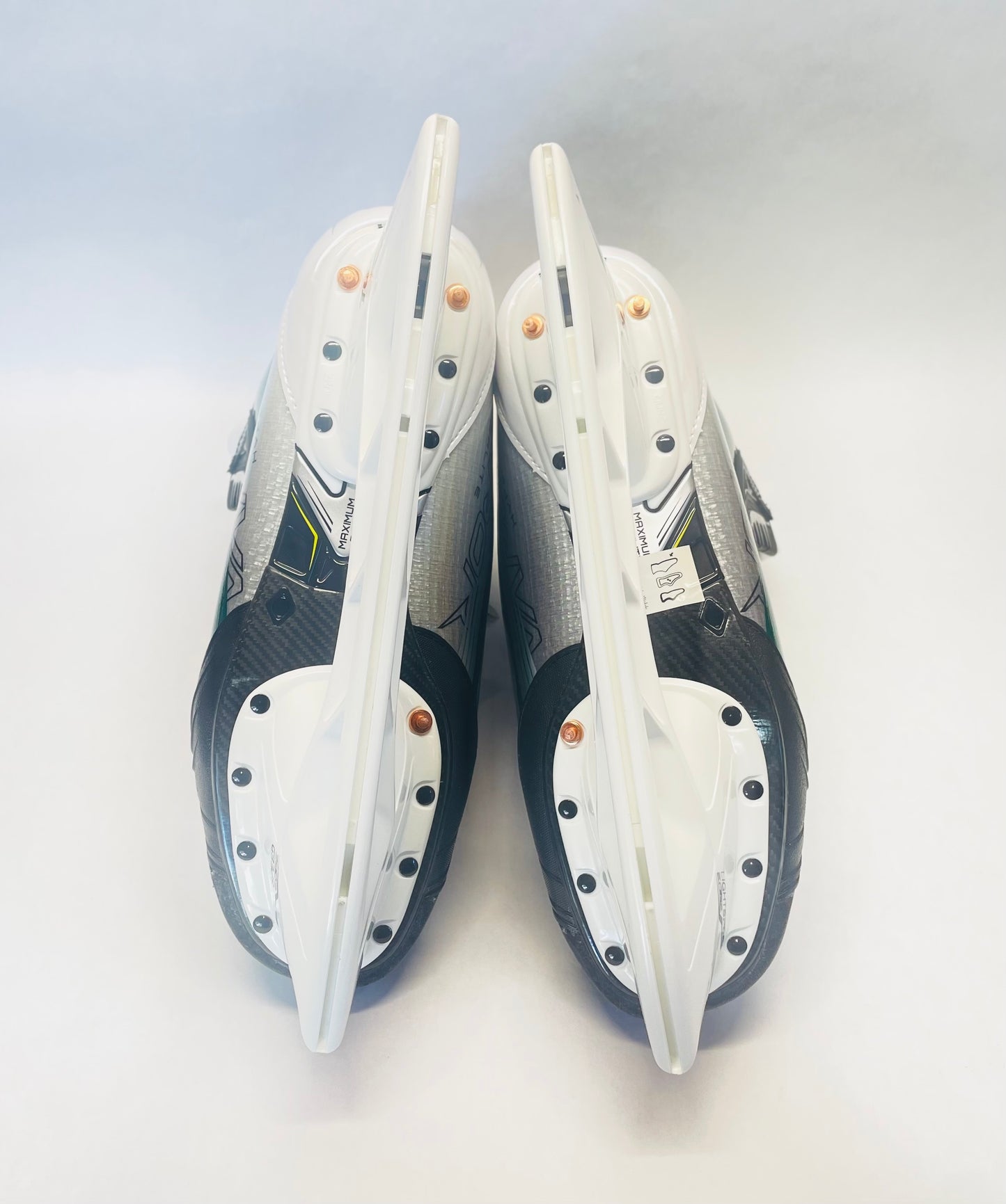 Bauer Vapor Hyperlite 2 (custom green) Pro Stock Skates - Size 8.75 (FIT 1)