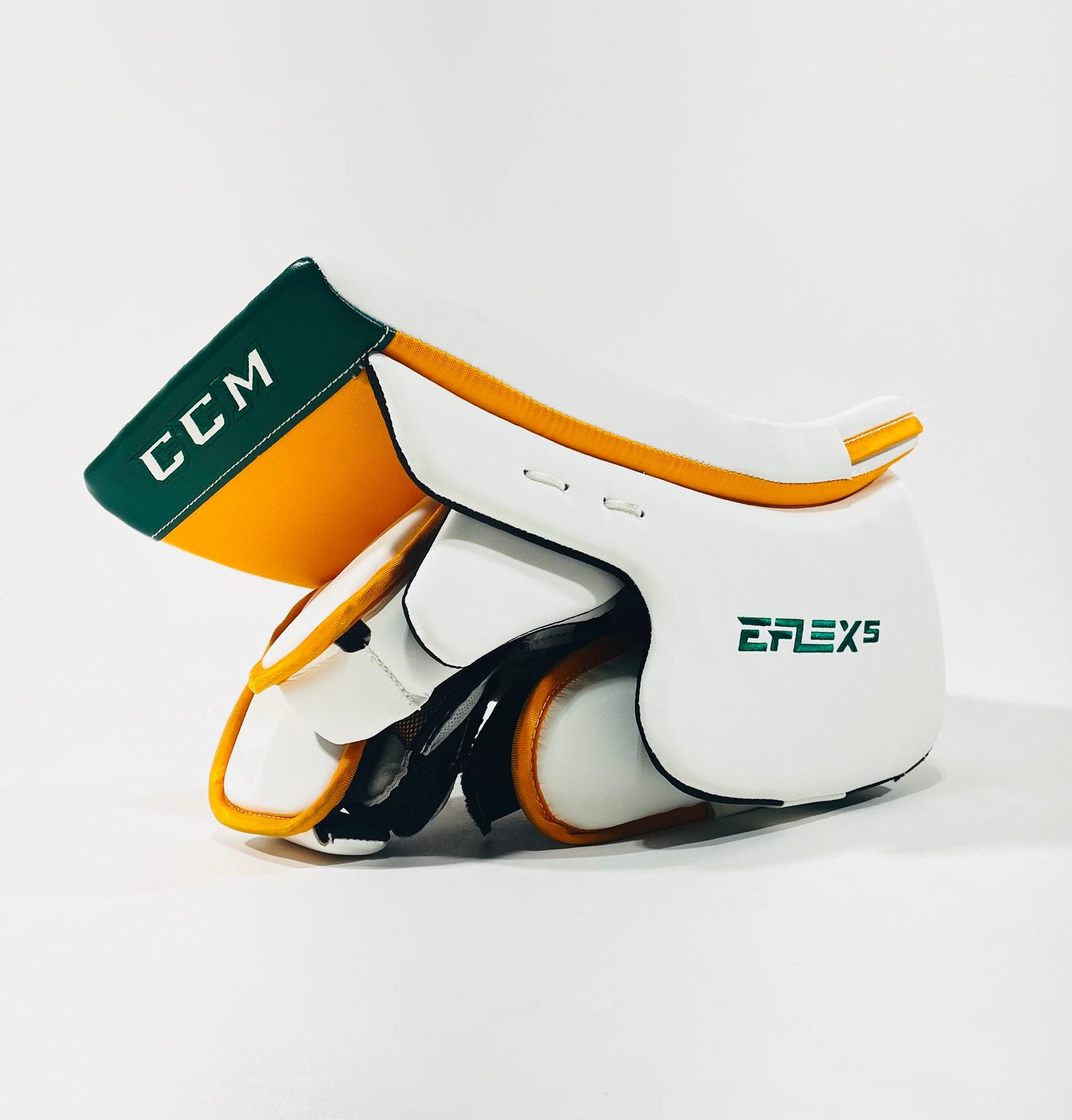 CCM Extreme Flex 5 Pro Stock Blocker - Regular - White,Green,Gold