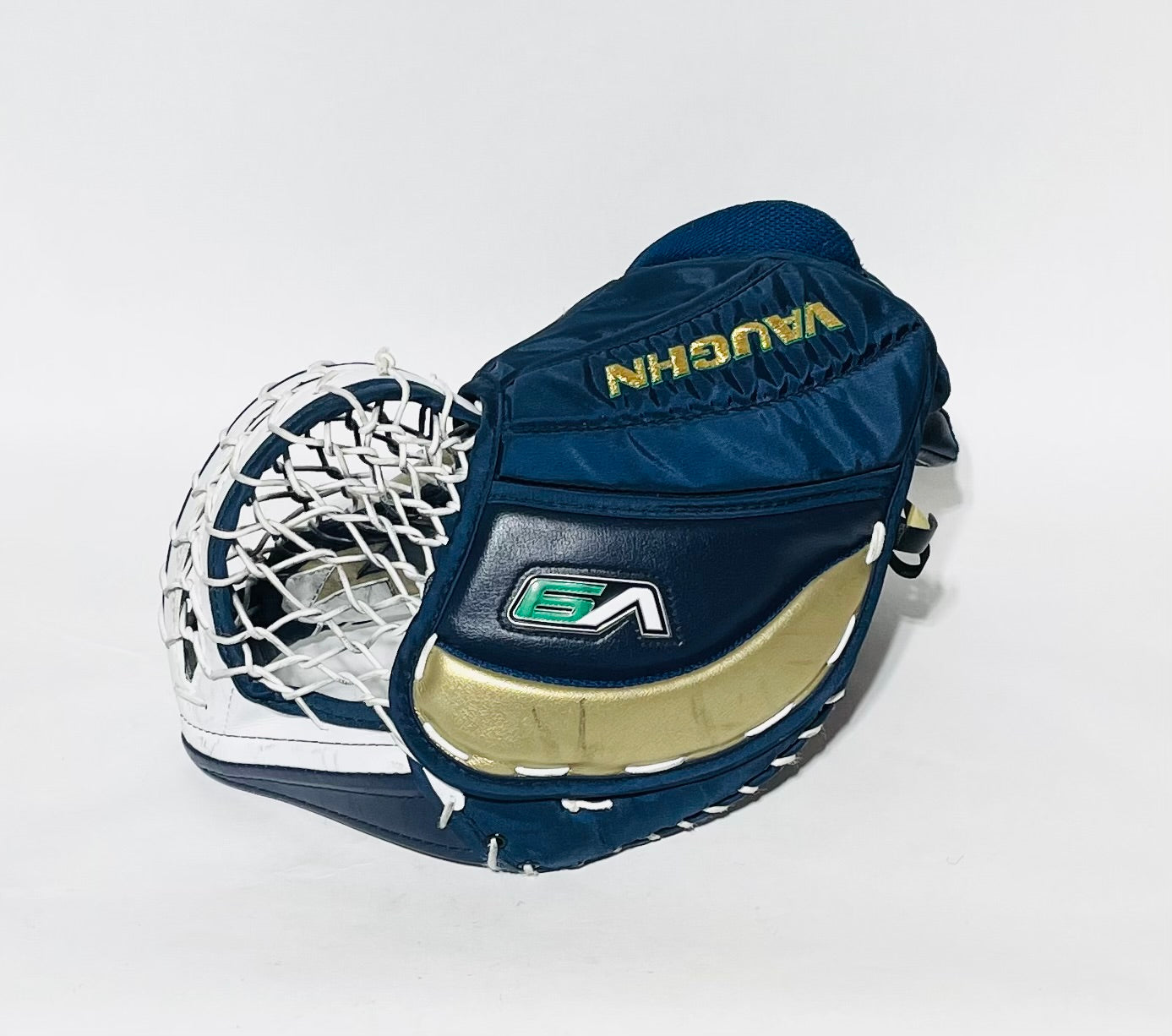 Vaughn V9 Pro Carbon Pro Stock Glove + Blocker Set - Regular - White,Navy,Gold