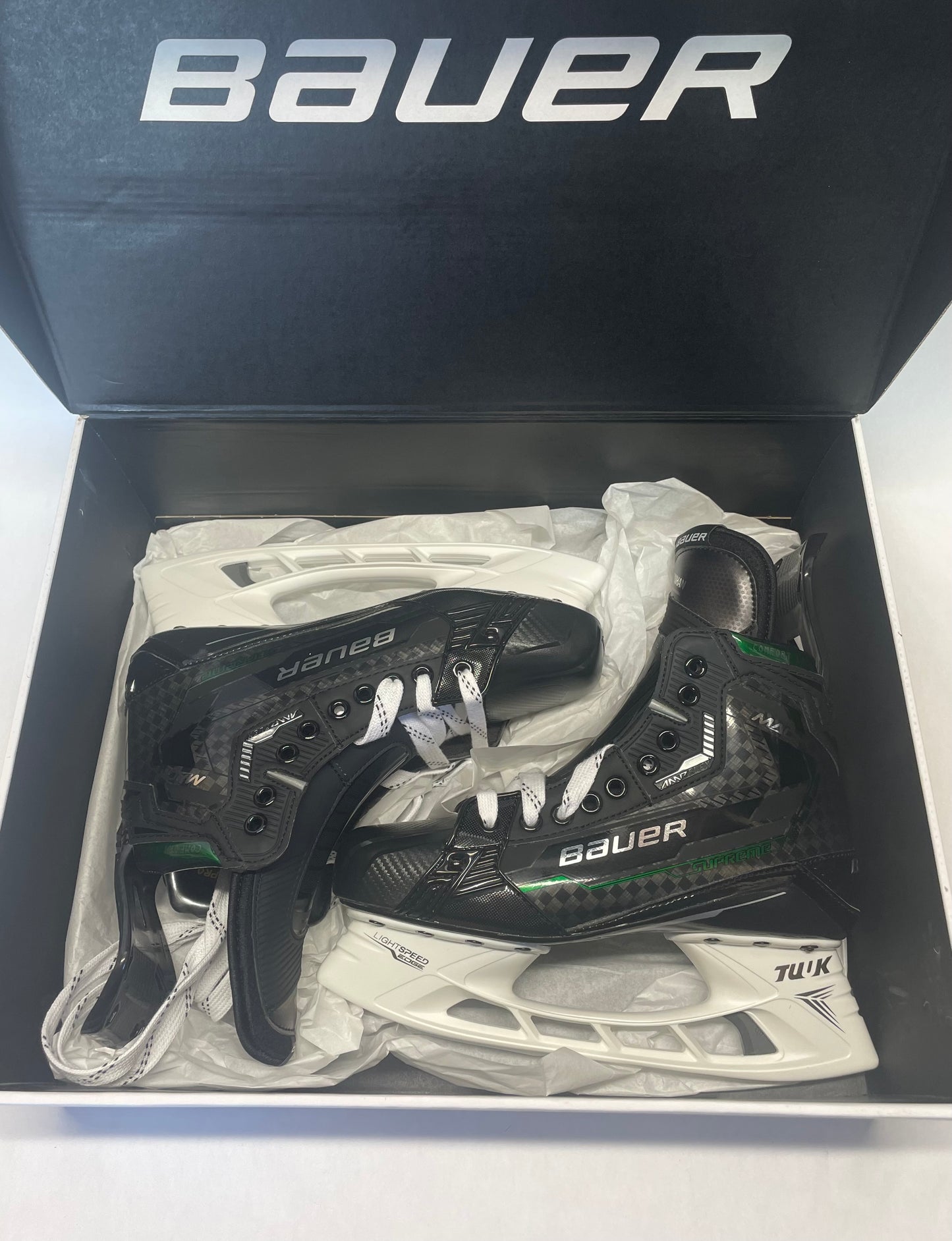 Bauer Supreme Mach (green) Pro Stock Skates - Size 8 (FIT 1)