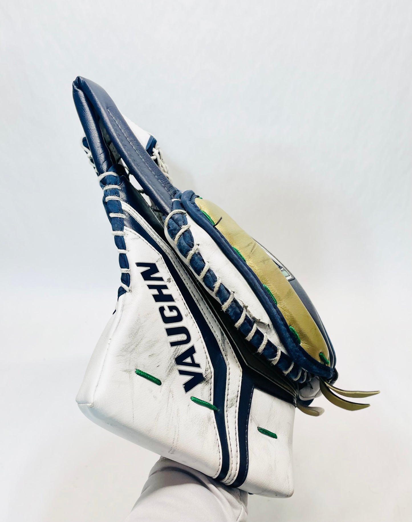 Vaughn V10 Pro Carbon Pro Stock Goalie Full Set - 34+1" White,Navy,Gold
