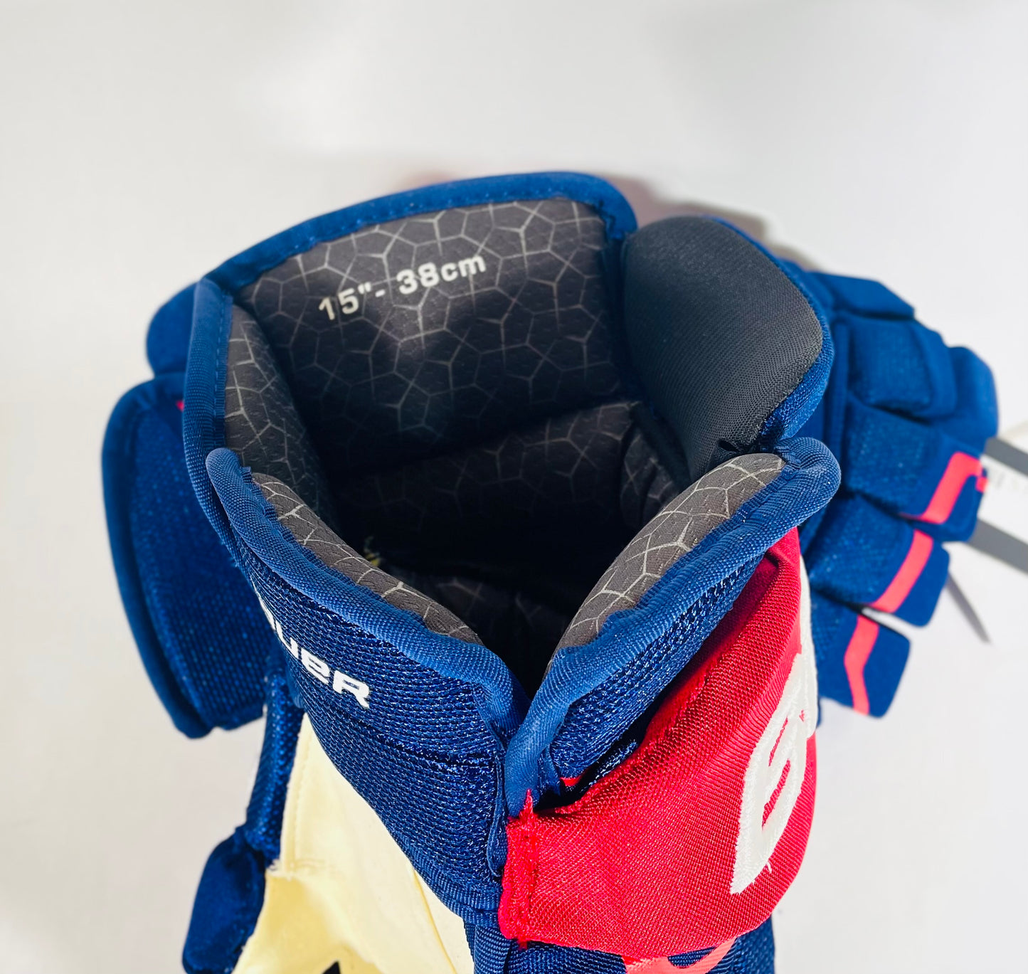 Team USA Bauer Supreme 2S Pro Gloves - 15"
