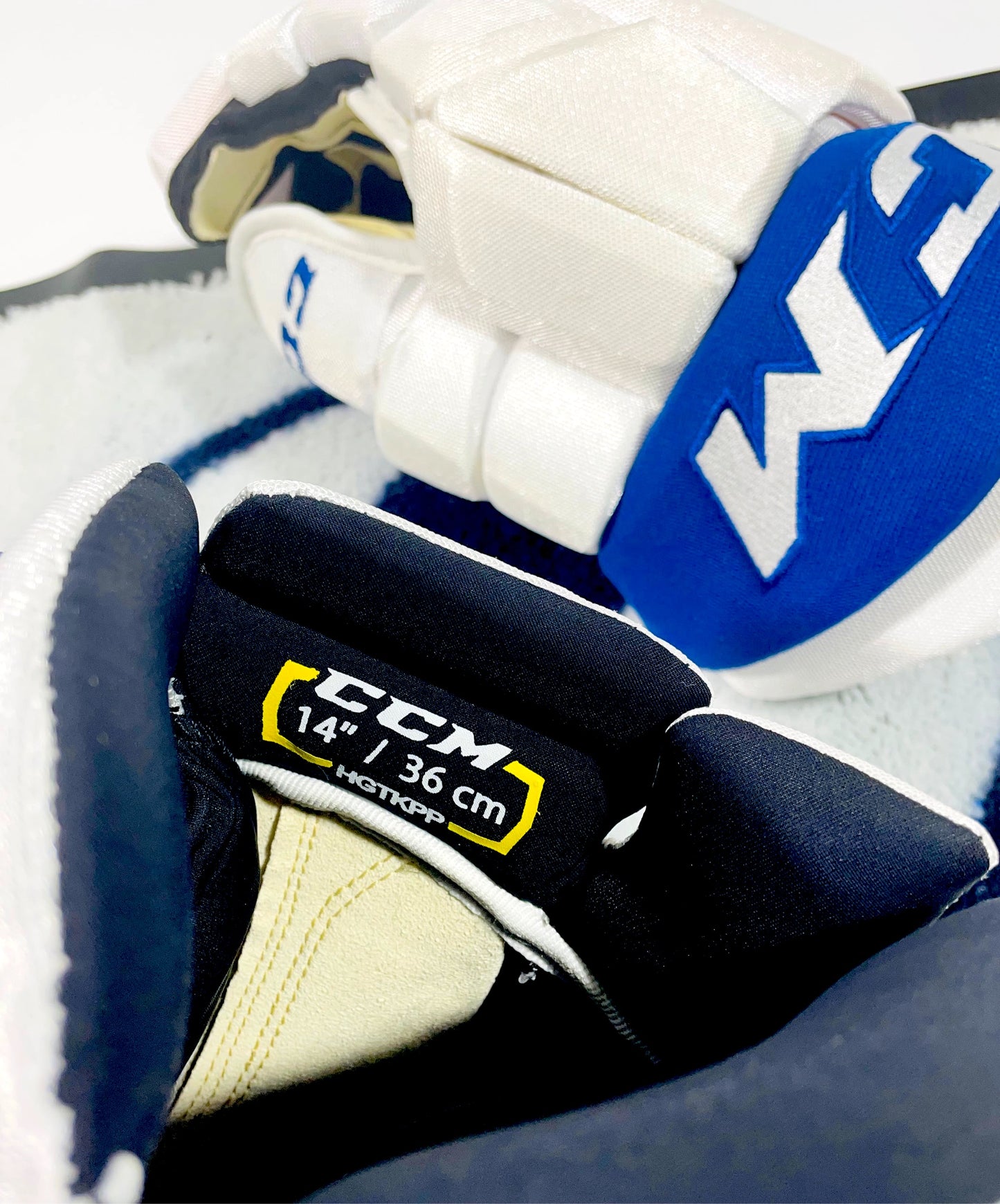 TB Lightning 2022 Stadium Series Game Used CCM HGTKPP Gloves - 14”