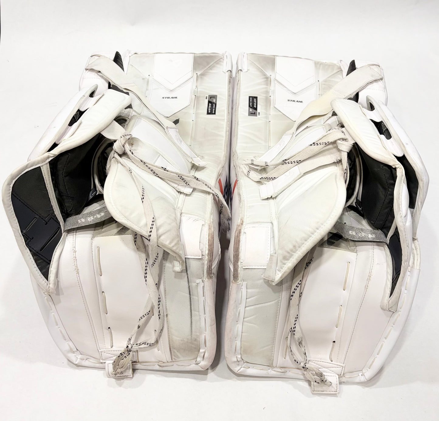 Bauer Supreme Shadow (pads) and Vapor (gloves/blockers) Full Set - Large (35+1”)