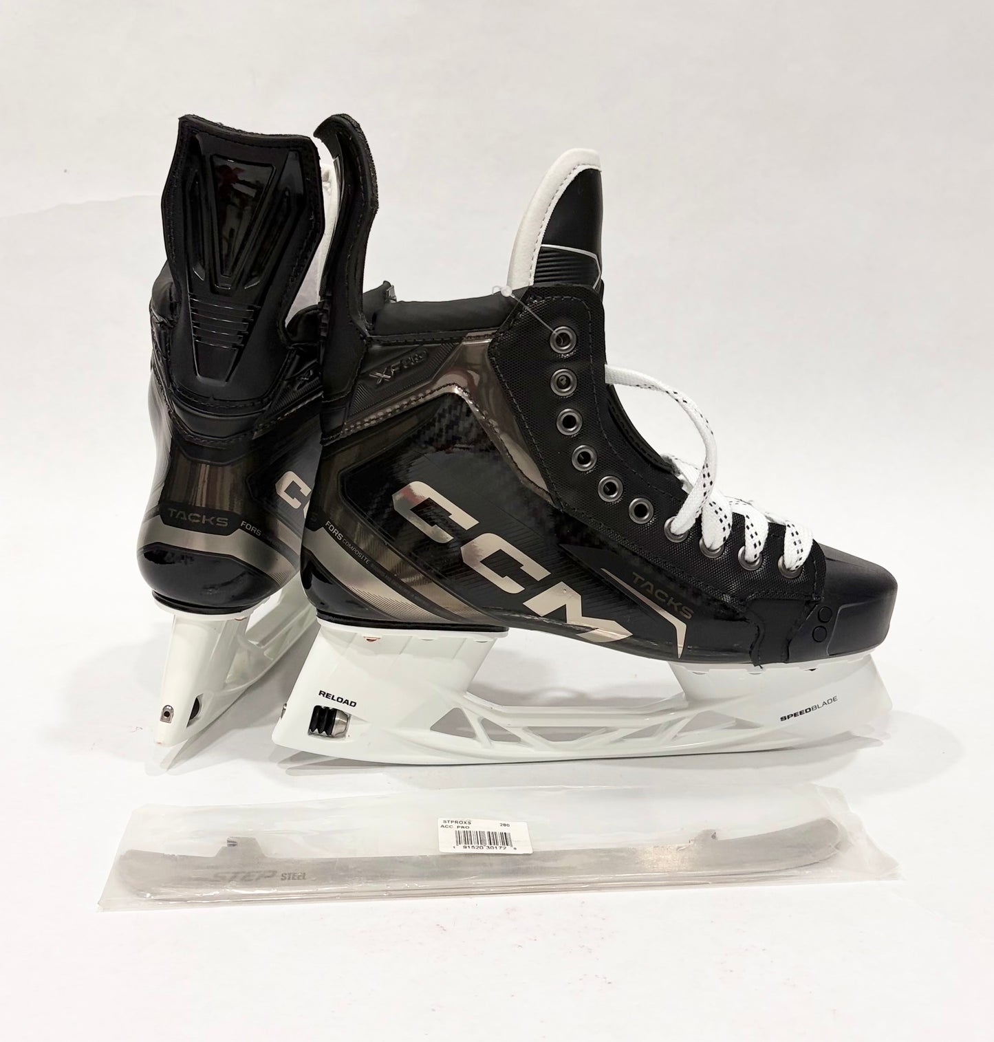 CCM Tacks XF Pro (Pro Stock) Skates - Size 8.75R (+ extra pair of CCM XS holders and footbeds)