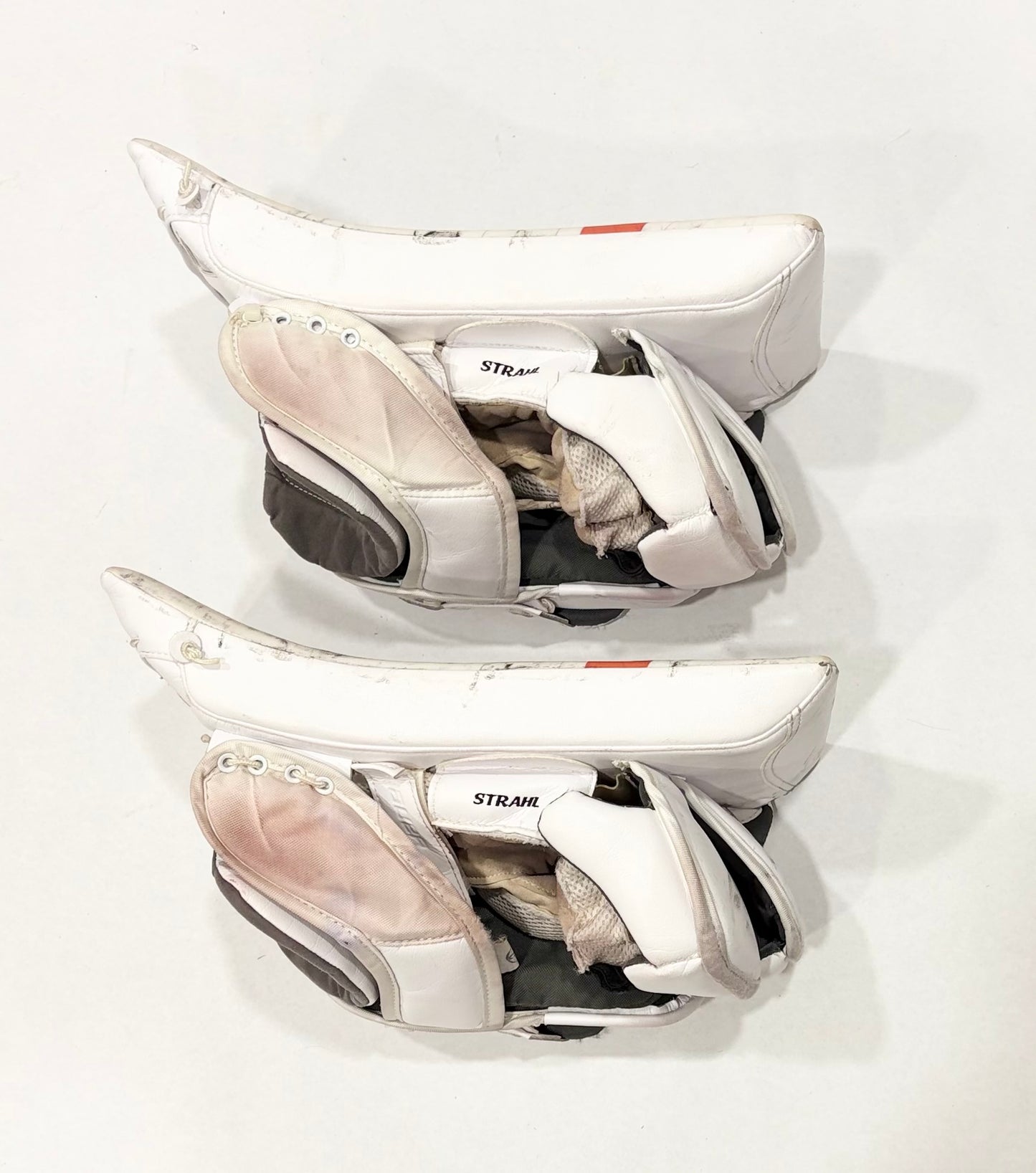 Bauer Supreme Shadow (pads) and Vapor (gloves/blockers) Full Set - Large (35+1”)