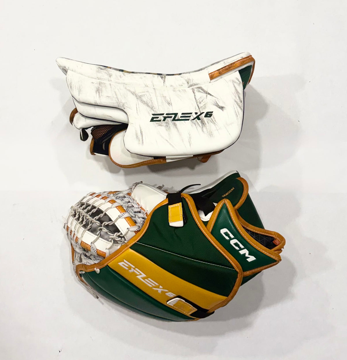 CCM Extreme Flex 6 Pro Stock Goalie Full Set - 33+1" White,Green,Gold