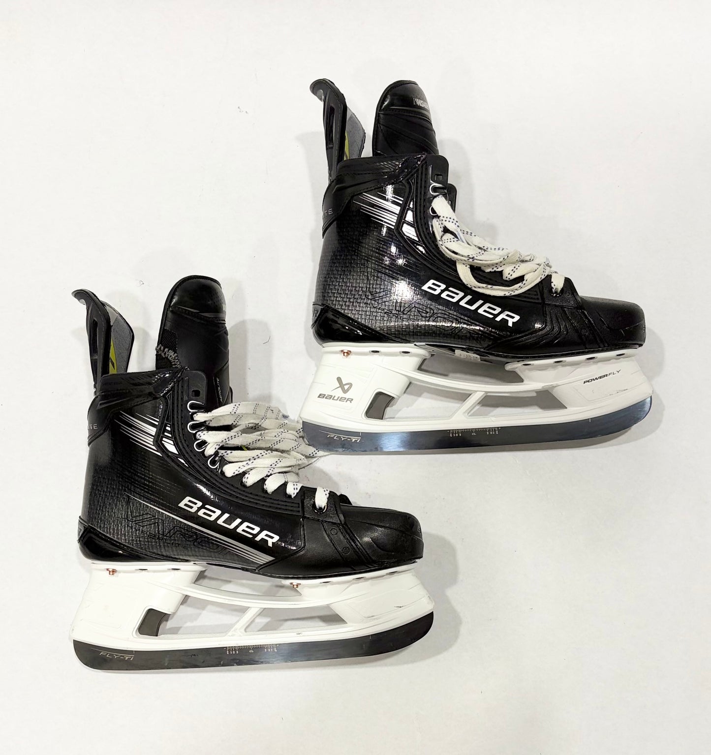 Bauer Vapor Hyperlite 2 (black) Pro Stock Skates - Size 8