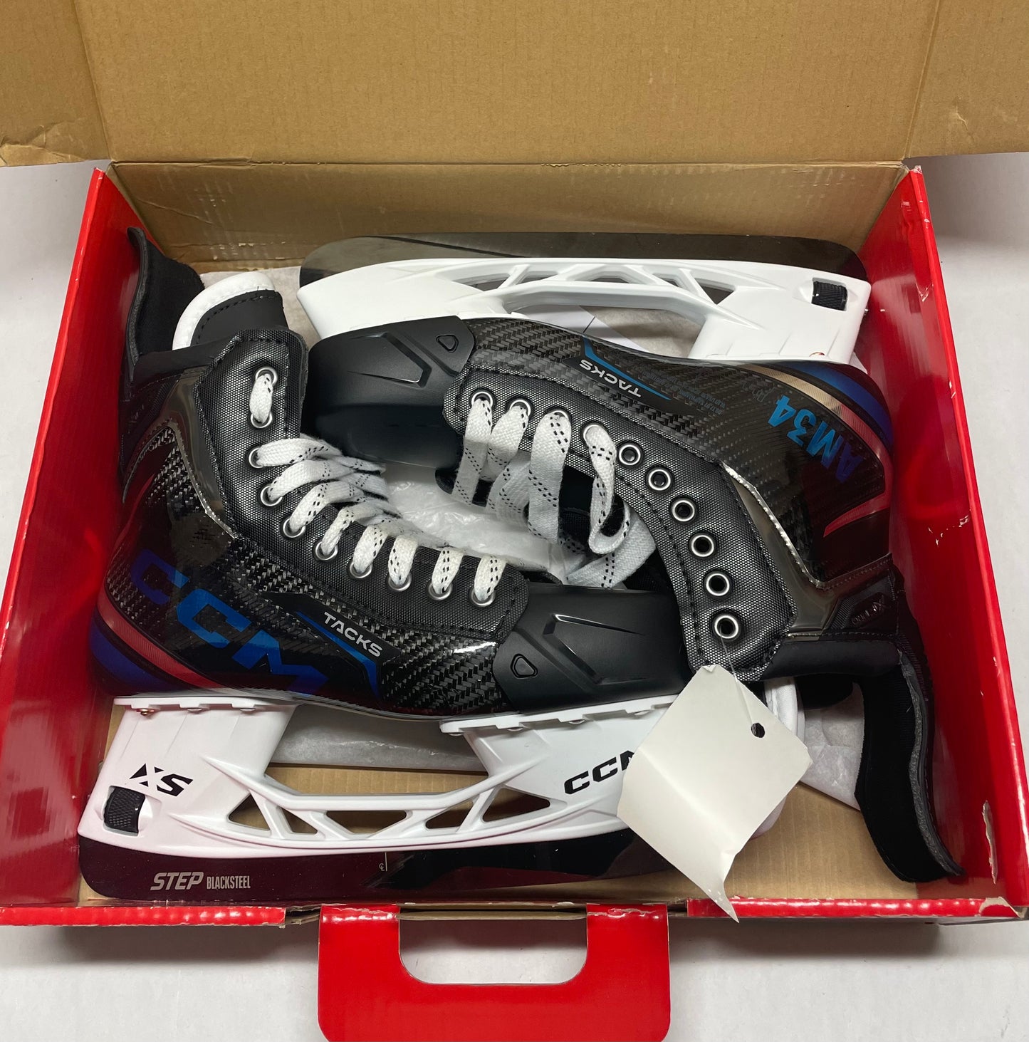 Auston Matthews CCM XF Pro (Custom Leafs) Pro Stock Skates - Size 9.25R