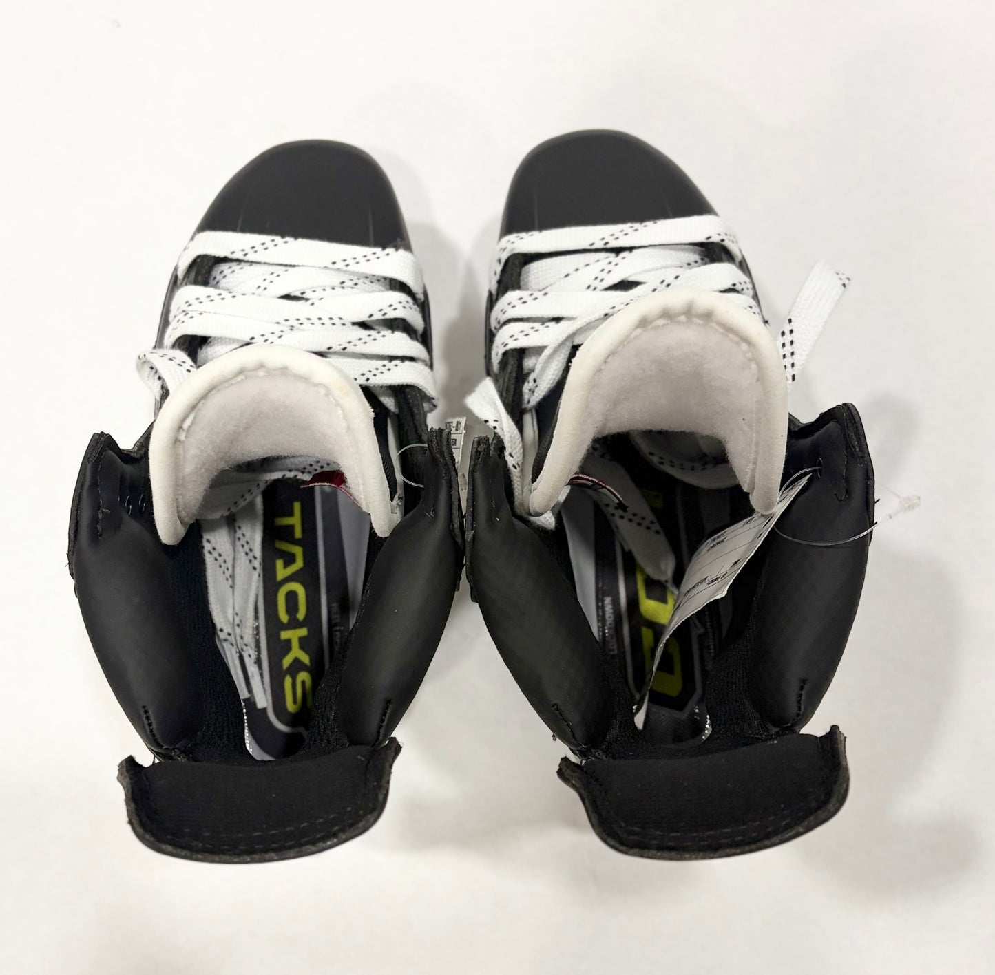 CCM Tacks XF Pro (Pro Stock) Skates - Size 8.75R (+ extra pair of CCM XS holders and footbeds)