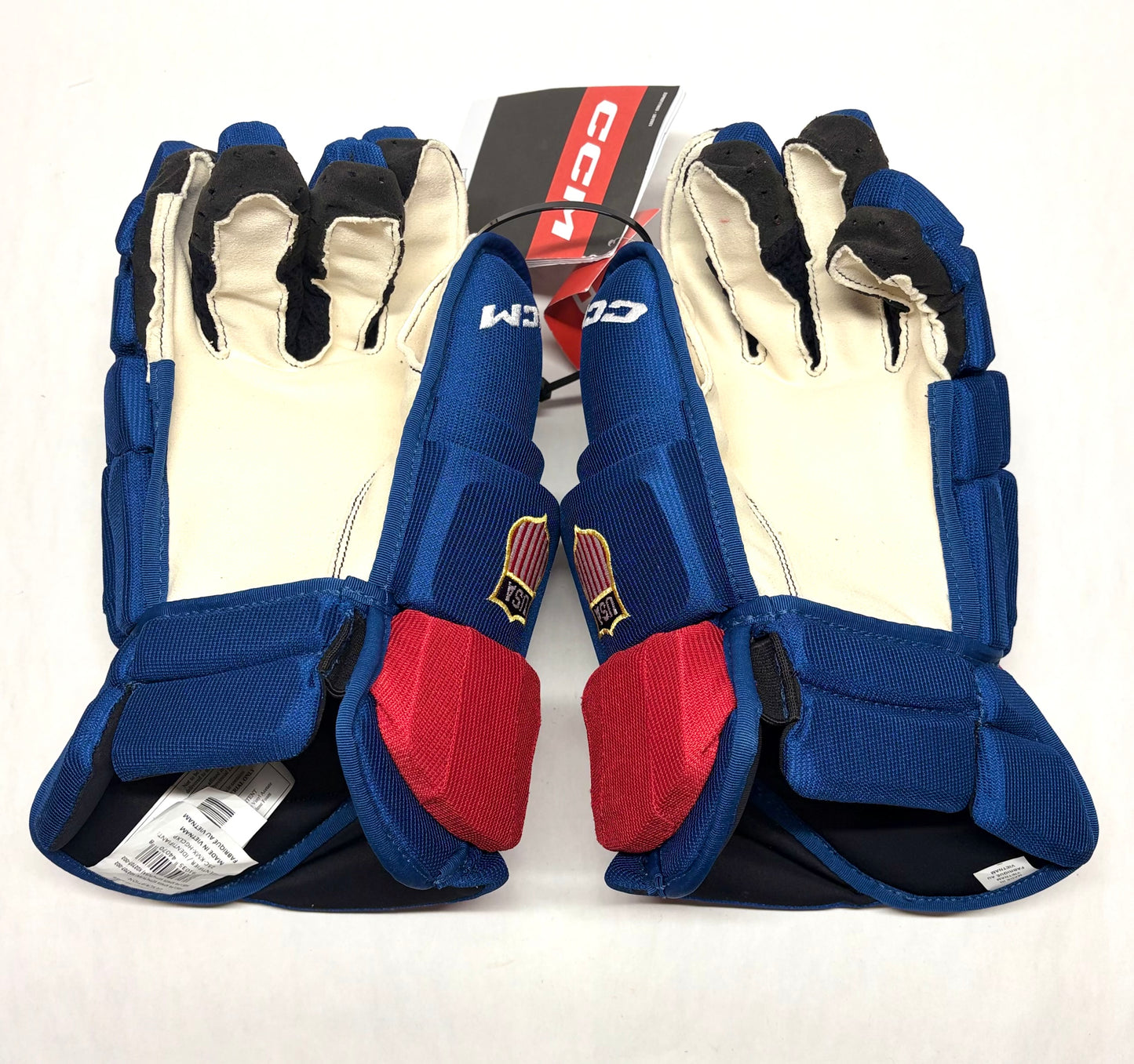 15" Team USA Seth Jones CCM Crazy Light (HGCLPR) Pro Stock Gloves - 2026 Olympics