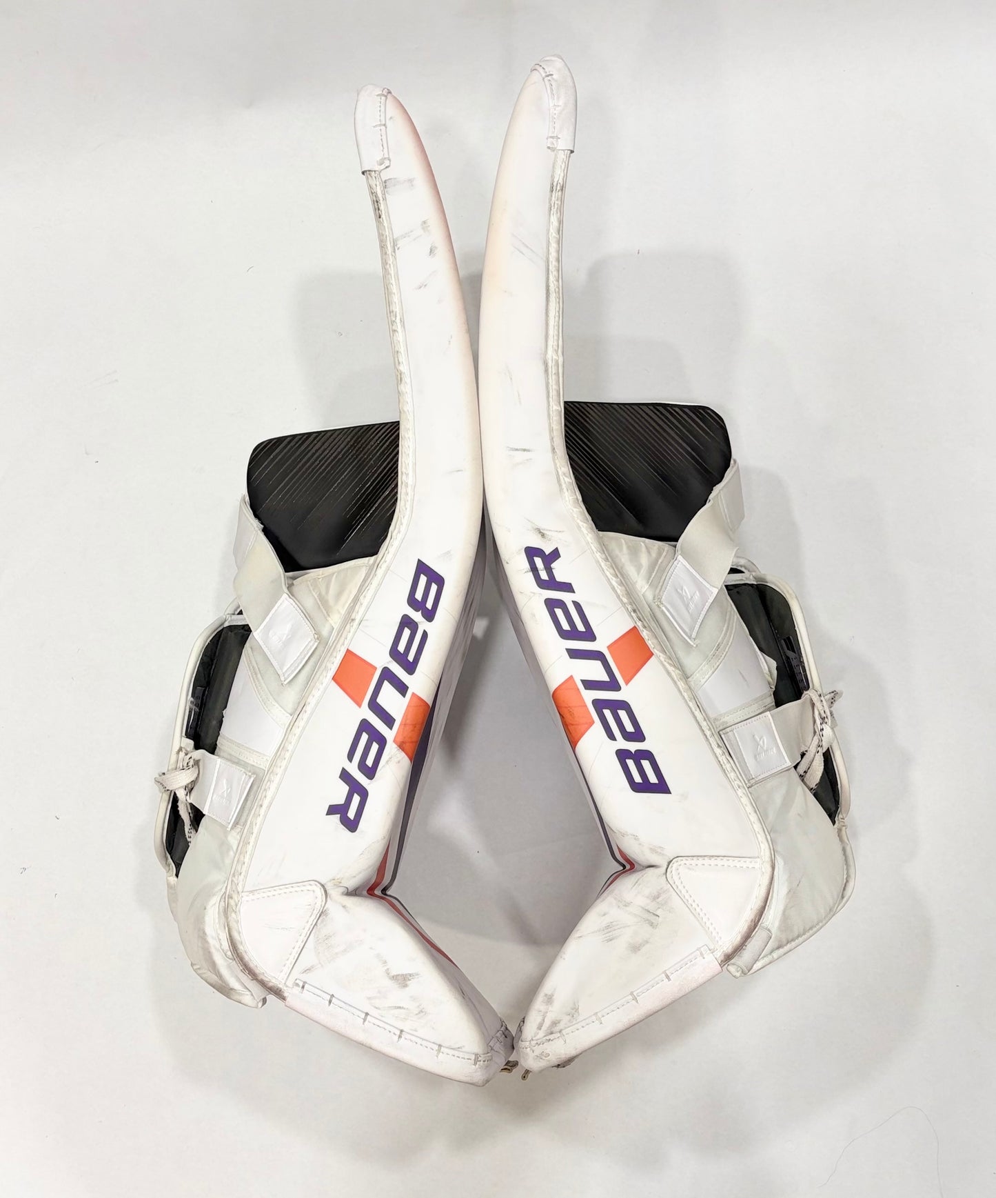 Bauer Supreme Shadow (pads) and Vapor (gloves/blockers) Full Set - Large (35+1”)