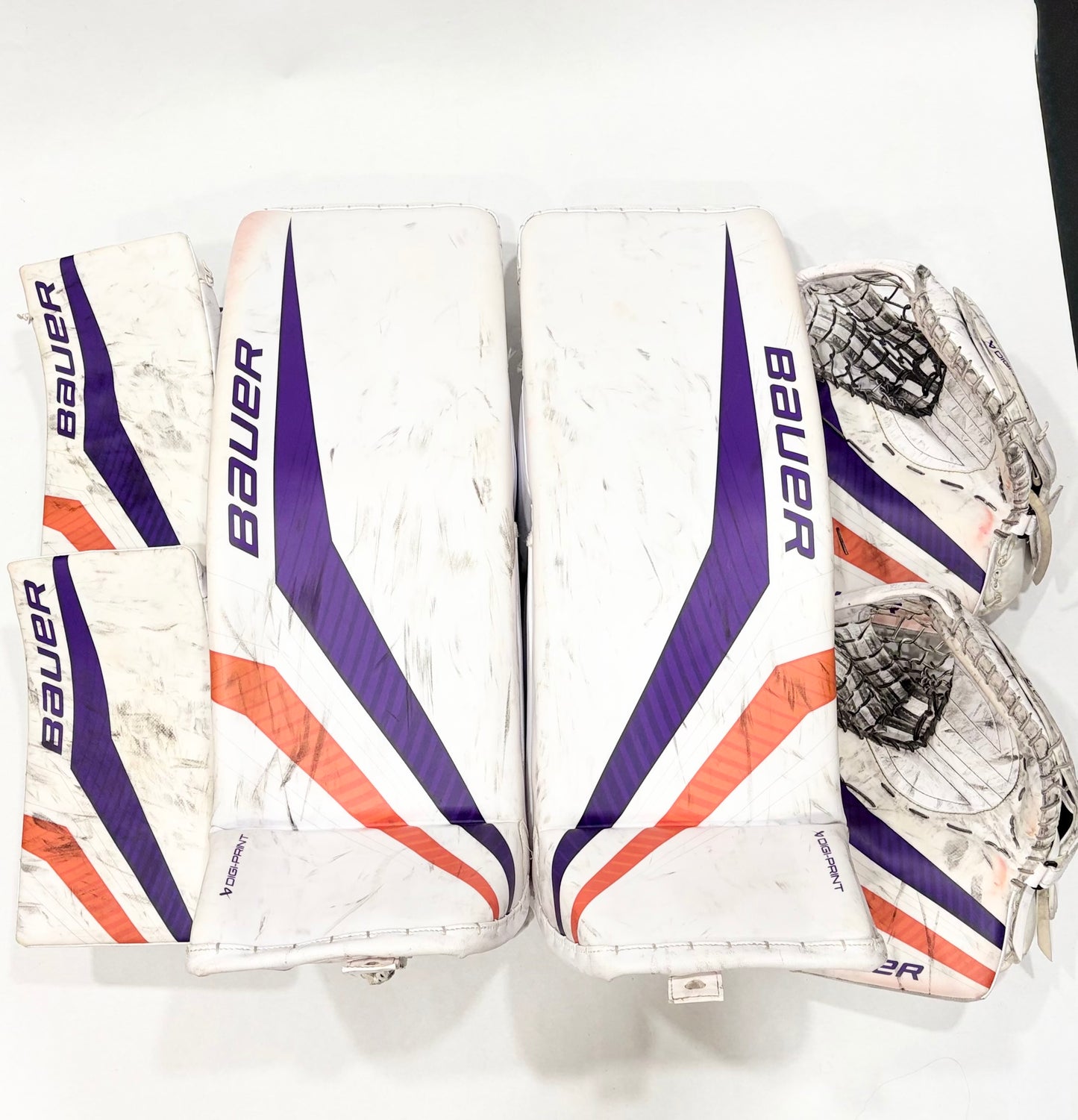 Bauer Supreme Shadow (pads) and Vapor (gloves/blockers) Full Set - Large (35+1”)