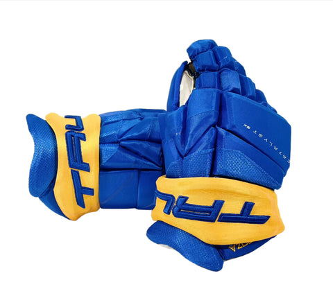 13" TRUE Catalyst 9X NHL Pro Stock Gloves BUFFALO SABRES - HINOSTROZA
